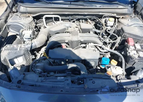 2018 Subaru Outback 2.5I Premium z USA, uszkodzony, nr VIN 4S4BSACC1J3280425